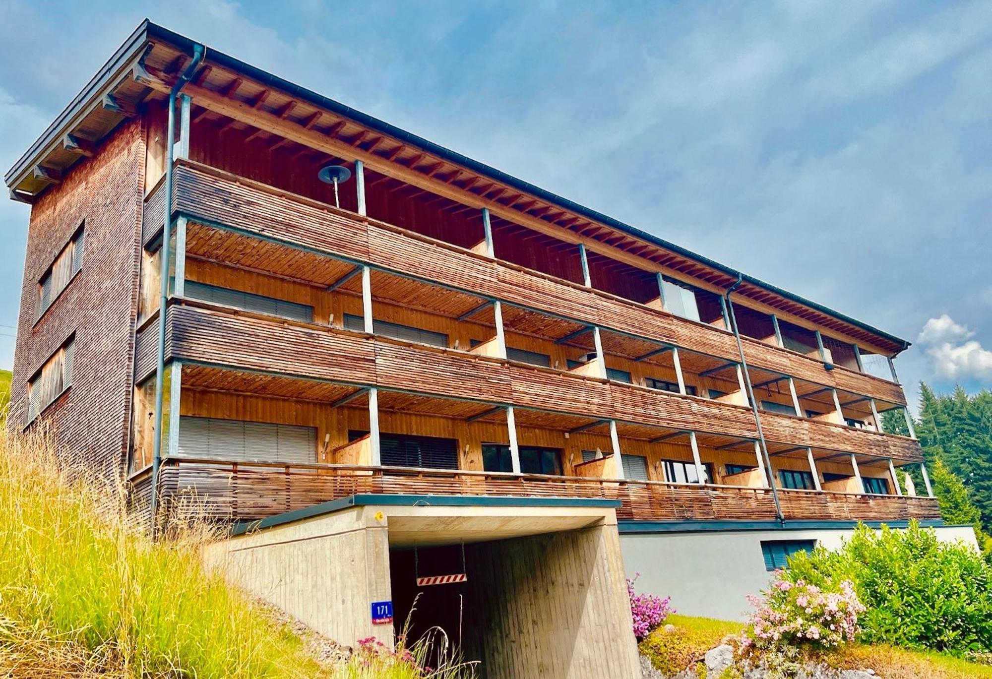 Sonniges Bergblick-Appartement Damuels Exterior photo